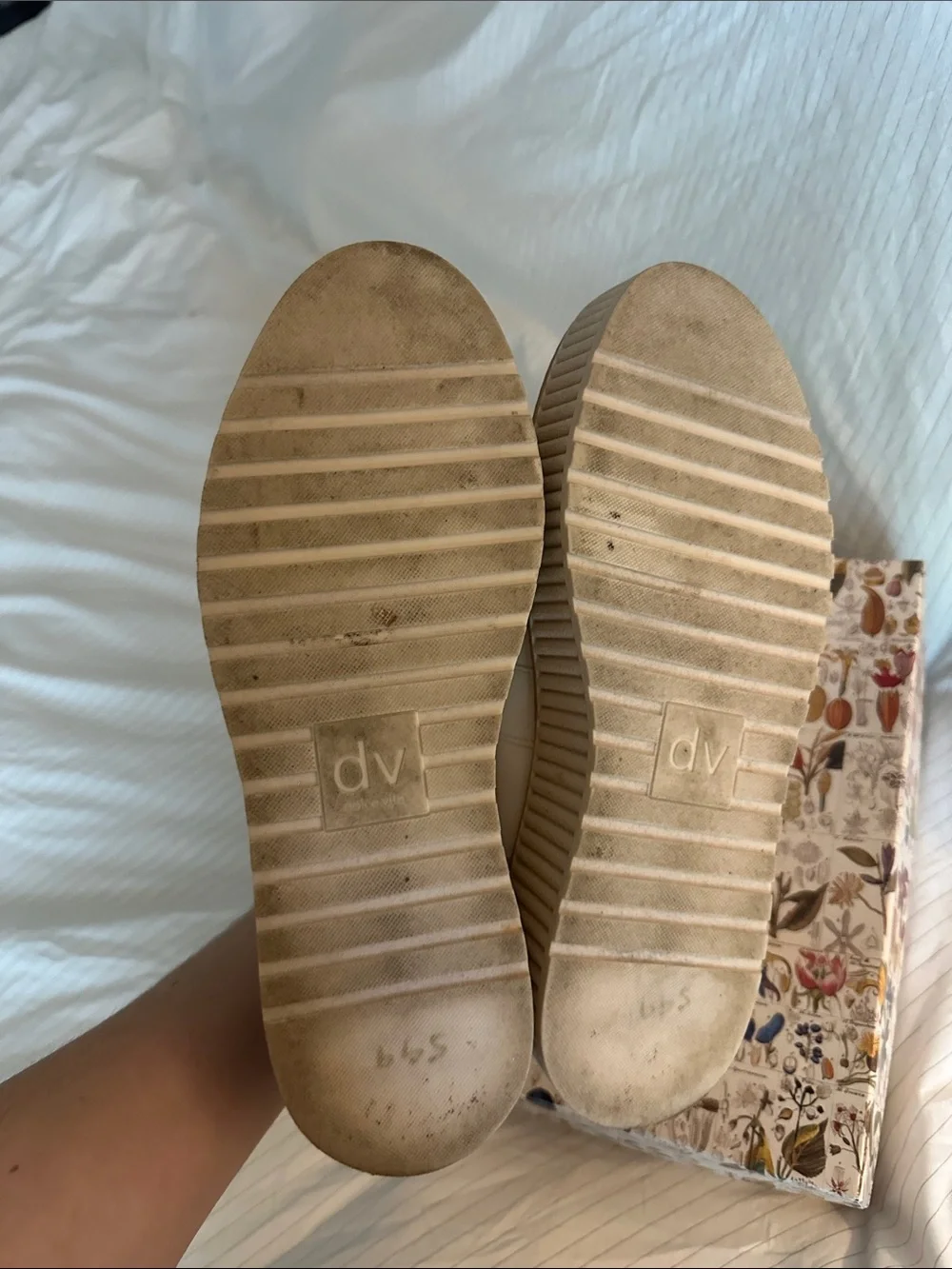 DV by Dolce Vita White/Cream Platform Lace-Up Sneakers